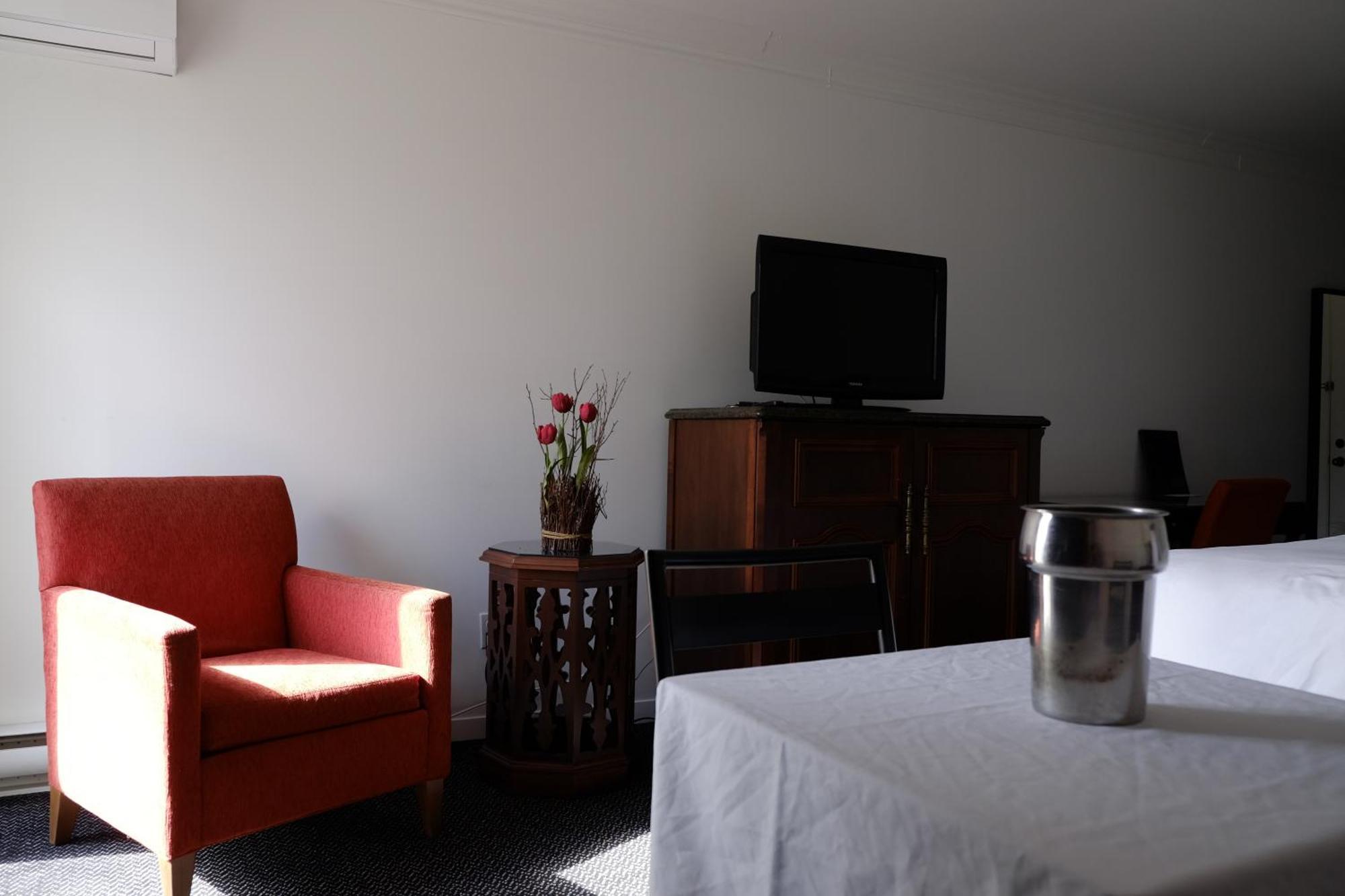 Auberge La Camarine Beaupre Bilik gambar