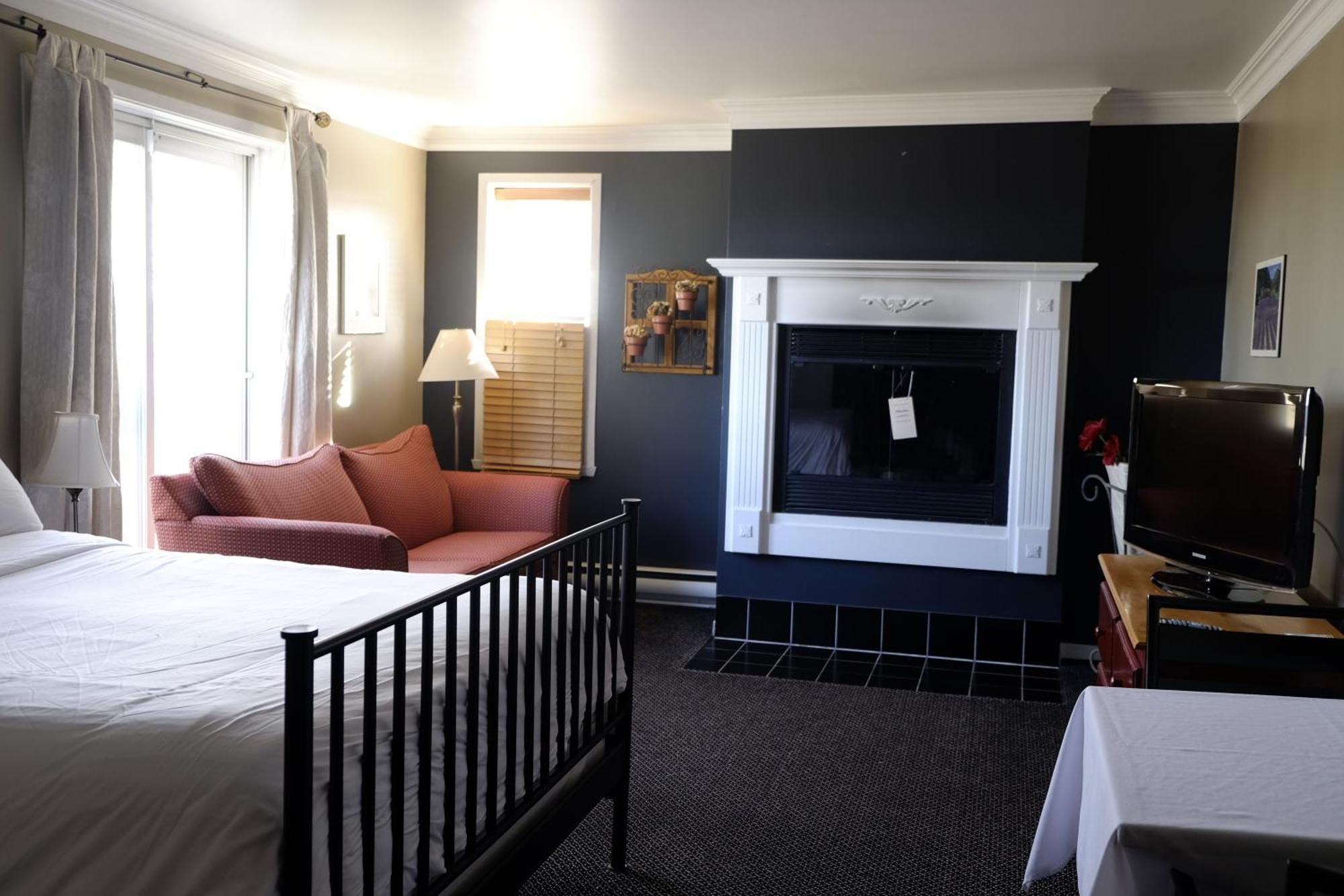 Auberge La Camarine Beaupre Luaran gambar