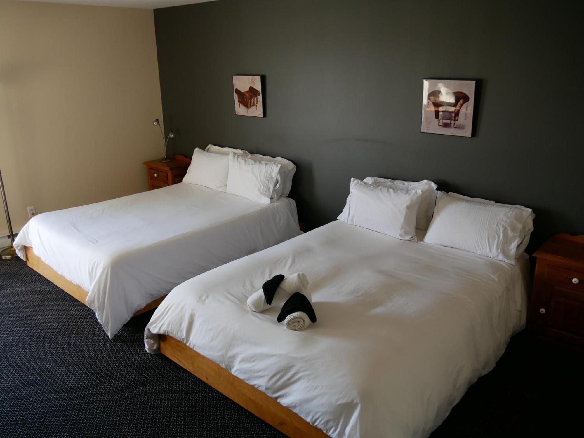 Auberge La Camarine Beaupre Luaran gambar